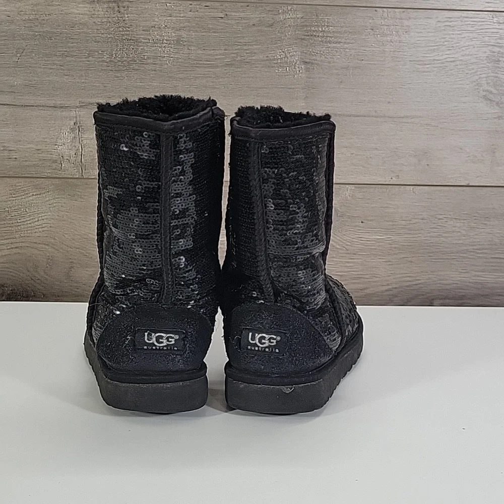 UGG Black Sequin Winter Boots Sz 7